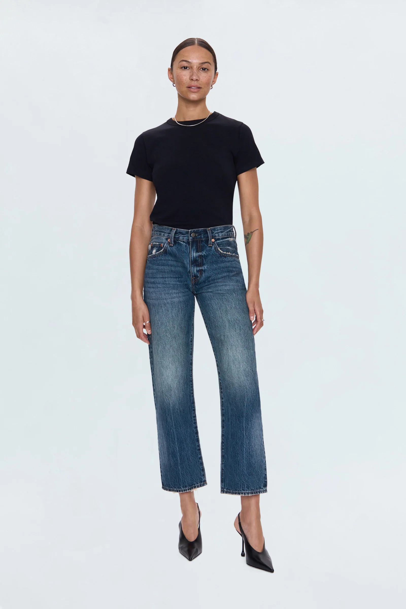 Pistola Petite Lexi Mid Rise Bowed Straight Jean
